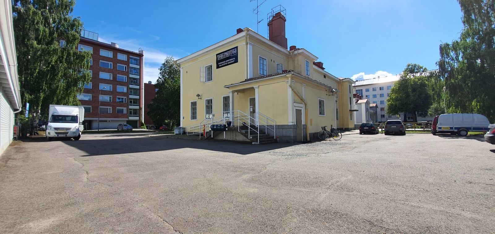 majoitus-leppavirta-riikinvoima-parkkipaikka